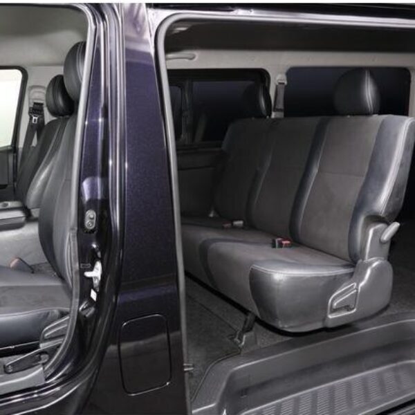 TOYOTA HIACE VAN 2018 LHD